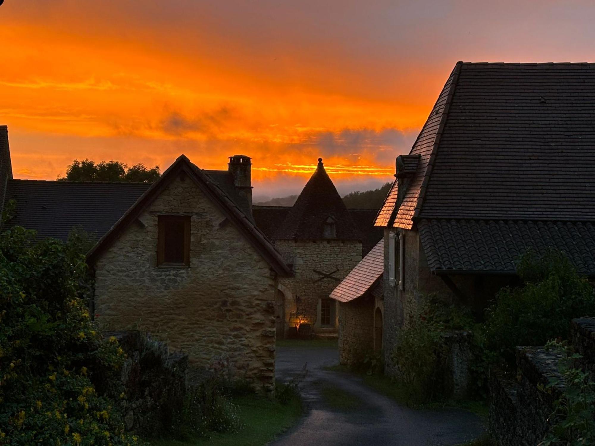 Saint-Amand-de-Coly Chambre D'Hotes Lasserre מראה חיצוני תמונה